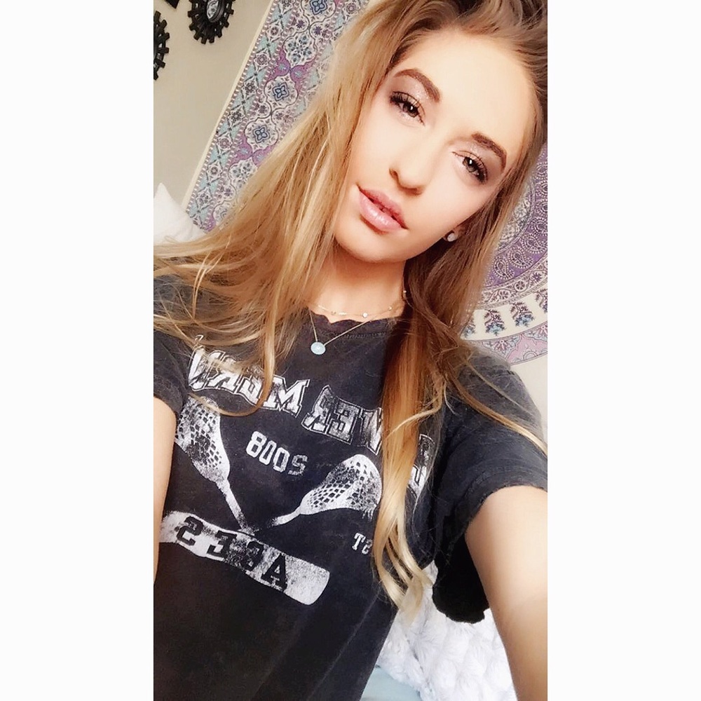 Meet your Posher, Erika